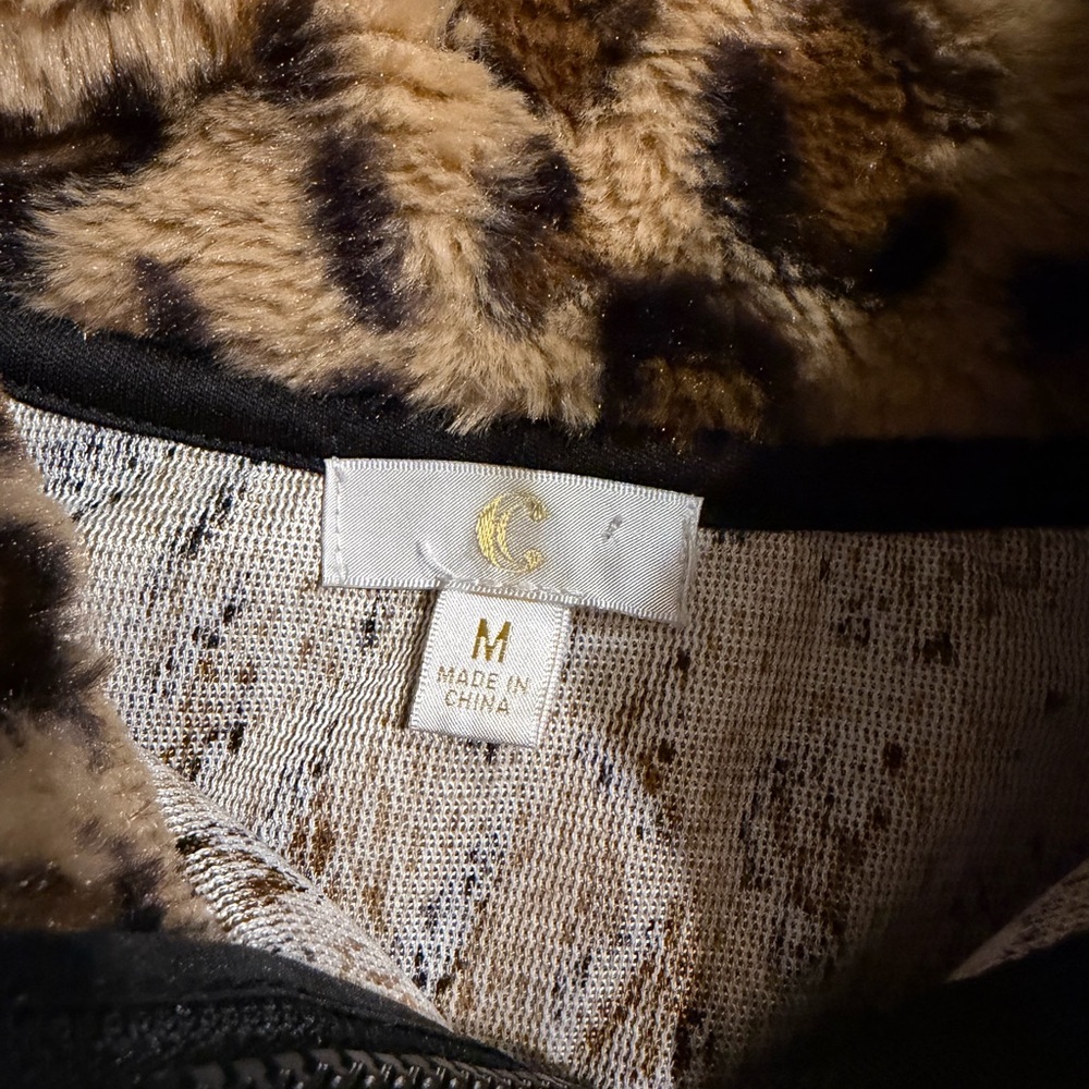 Leopard Print Fluffy Jacket - Picture 3 of 4
